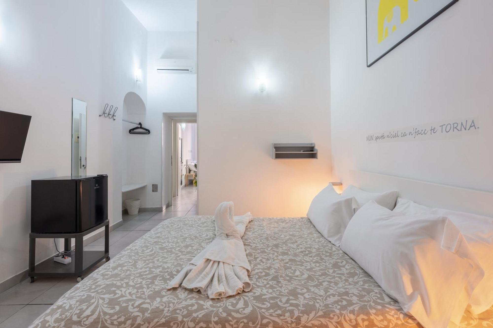 Nina Suites Neapol Zewnętrze zdjęcie